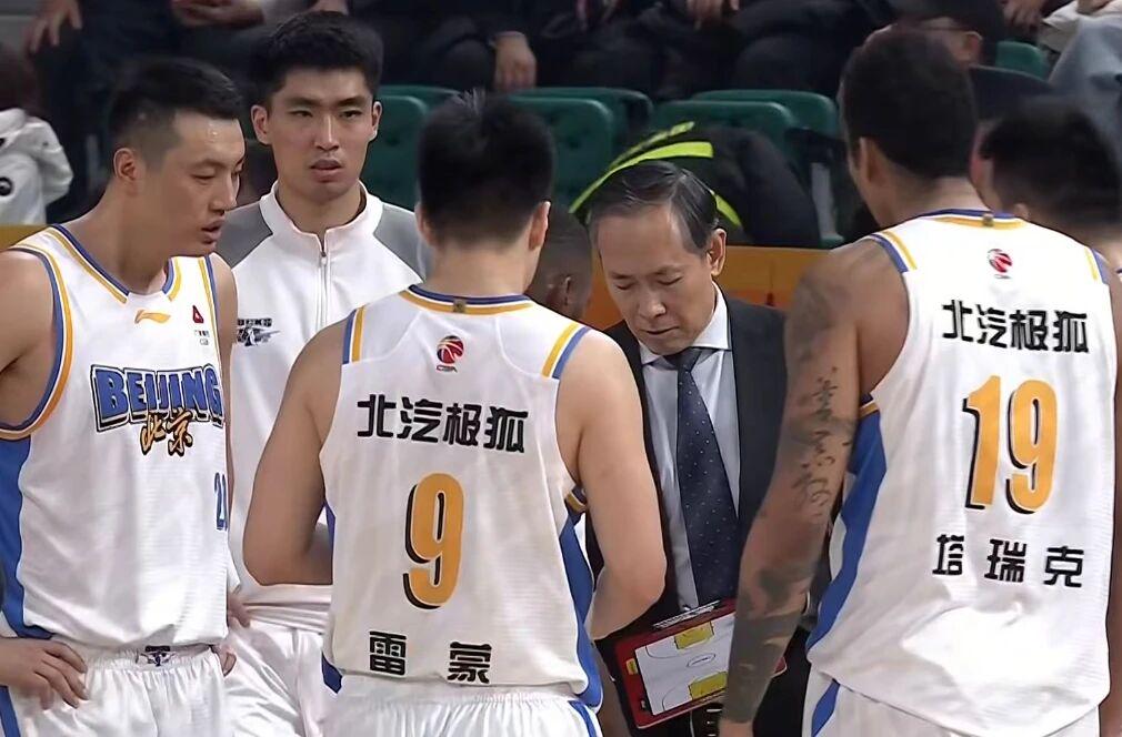 NBA球星詹姆斯·哈登被捕