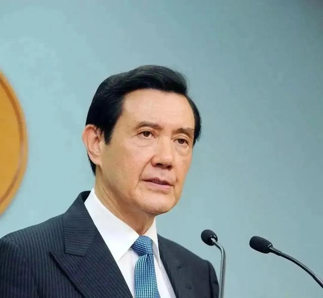 爱游戏体育-曝马刺考虑交易福克斯