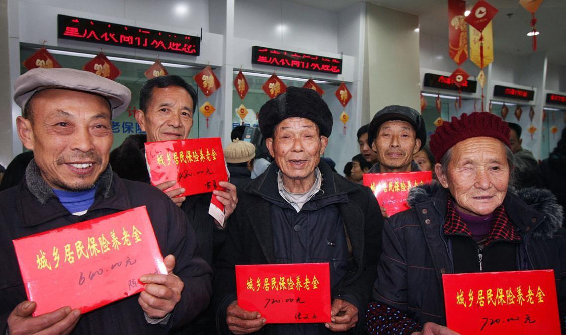 马刺计划休赛期追求阿隆·戈登