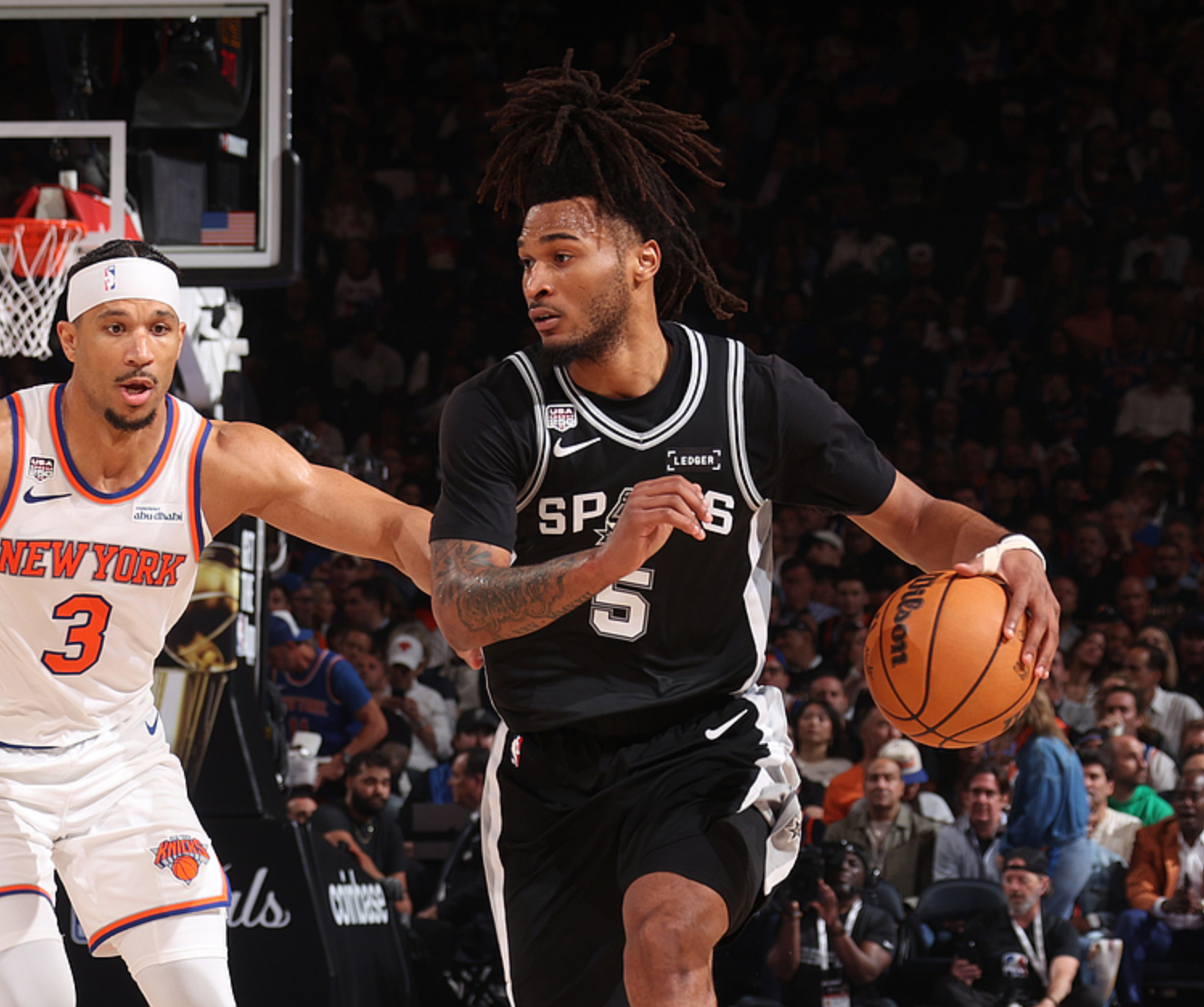 NBA球星詹姆斯·哈登被捕