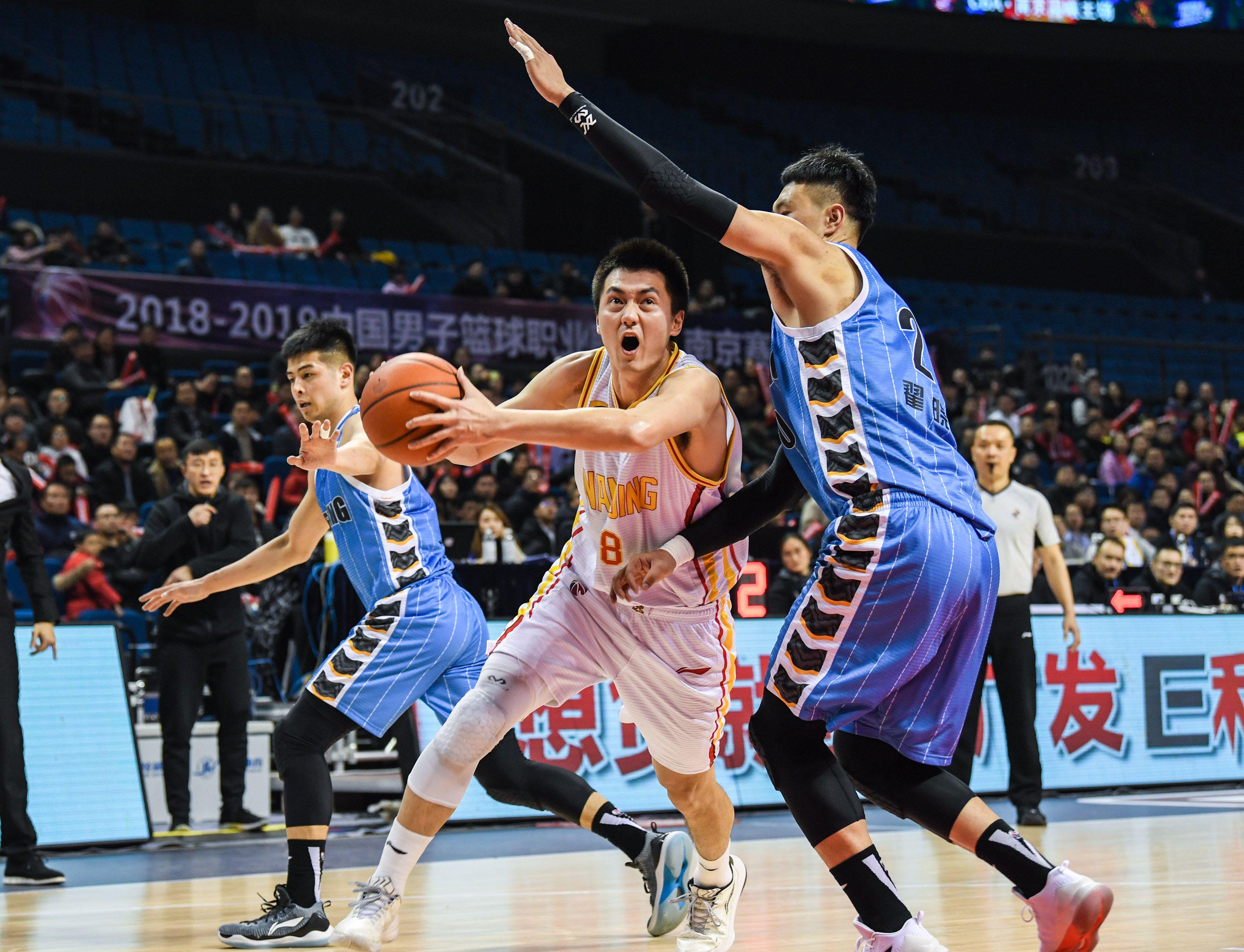 詹姆斯下家是哪？预测网站晒概率：骑士最有可能 勇热也有机会